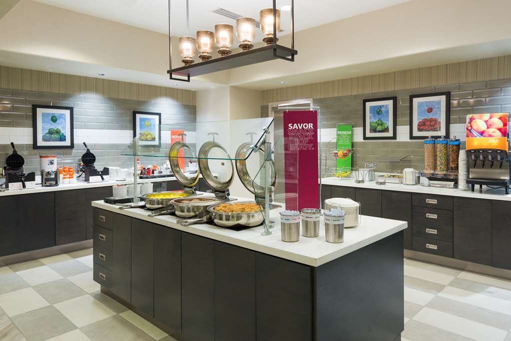 Hampton Inn & Suites Atlanta Buckhead Place Restaurant photo