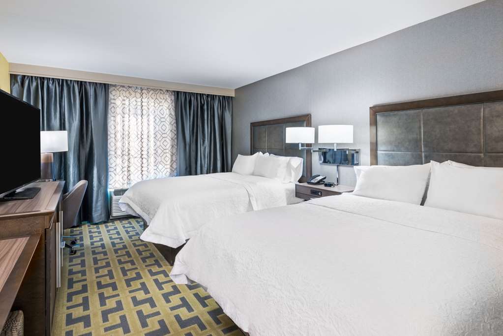 Hampton Inn & Suites Atlanta Buckhead Place Room photo